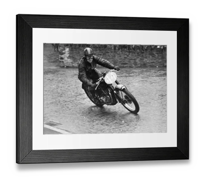 Framed Print : Brian Jackson (AJS) 1949 Junior Clubman TT Framed Print : Brian Jackson (AJS) 1949 Junior Clubman TT