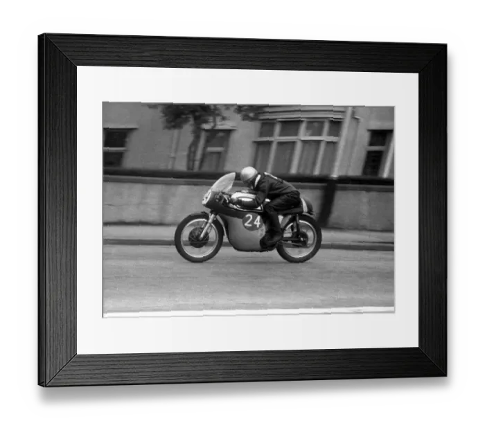 Framed Print : Roy Ingram (Norton) 1959 Senior TT Framed Print : Roy Ingram (Norton) 1959 Senior TT