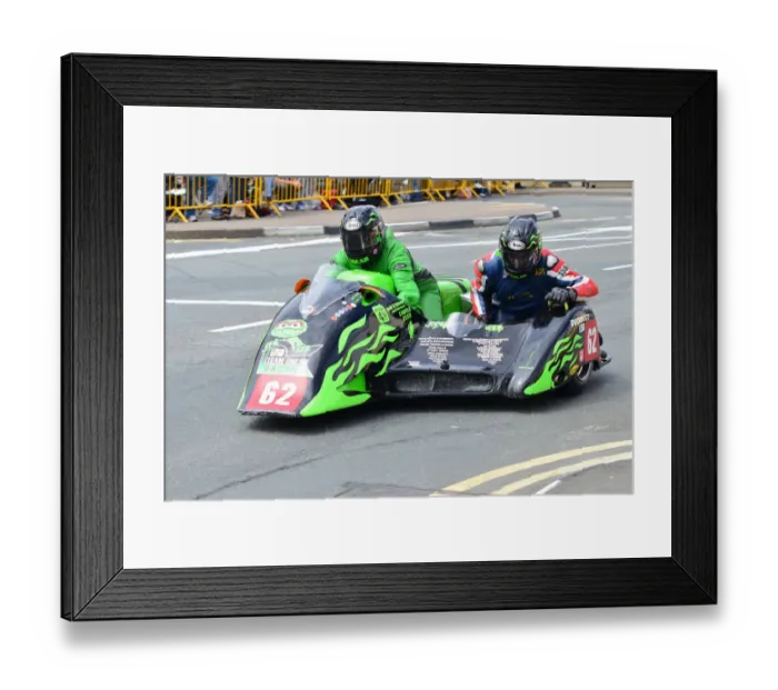 Framed Print : Debbie Barron & Karl Schofield (Oscar) 2013 Sidecar TT Framed Print : Debbie Barron & Karl Schofield (Oscar) 2013 Sidecar TT