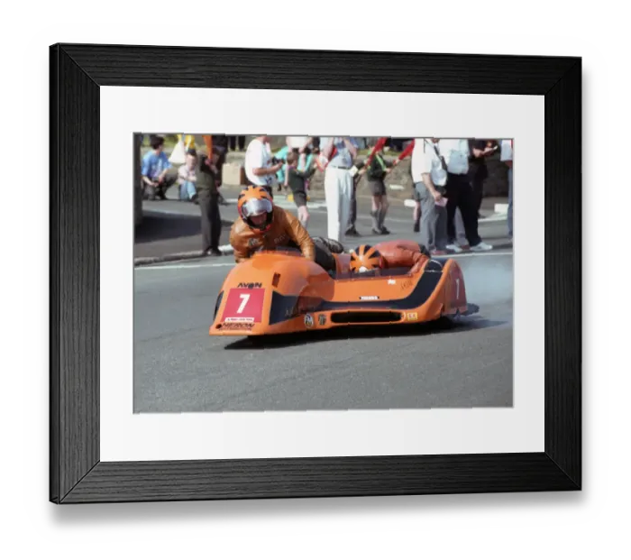 Framed Print : Roy Hanks & Tom Hanks (NRTH Ireson) 1992 Sidecar TT Framed Print : Roy Hanks & Tom Hanks (NRTH Ireson) 1992 Sidecar TT