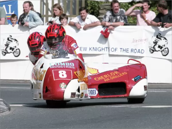Gavin Porteous & Jeff Webster (Kawasaki) 1992 Sidecar TT