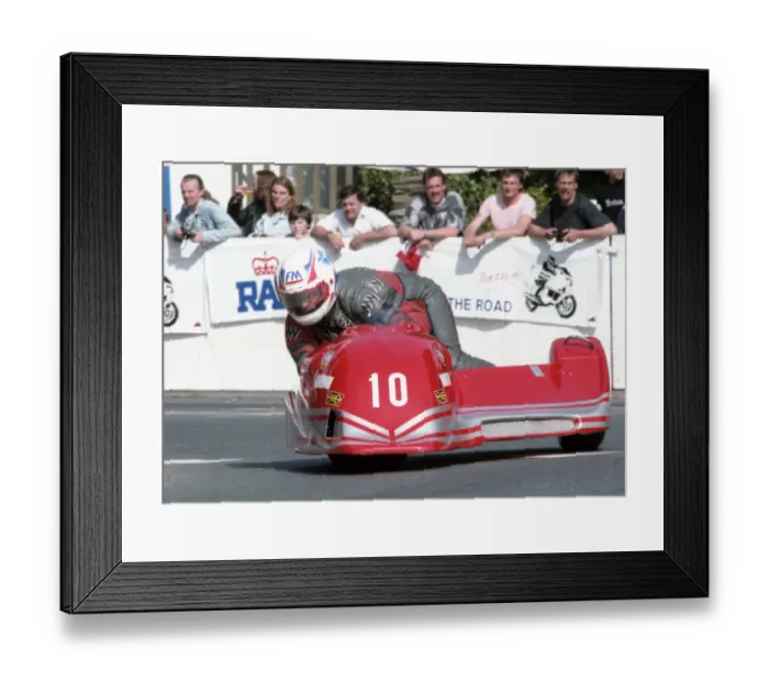 Framed Print : Peter Krukowski & Chris McGahan (Ireson) 1992 Sidecar TT Framed Print : Peter Krukowski & Chris McGahan (Ireson) 1992 Sidecar TT