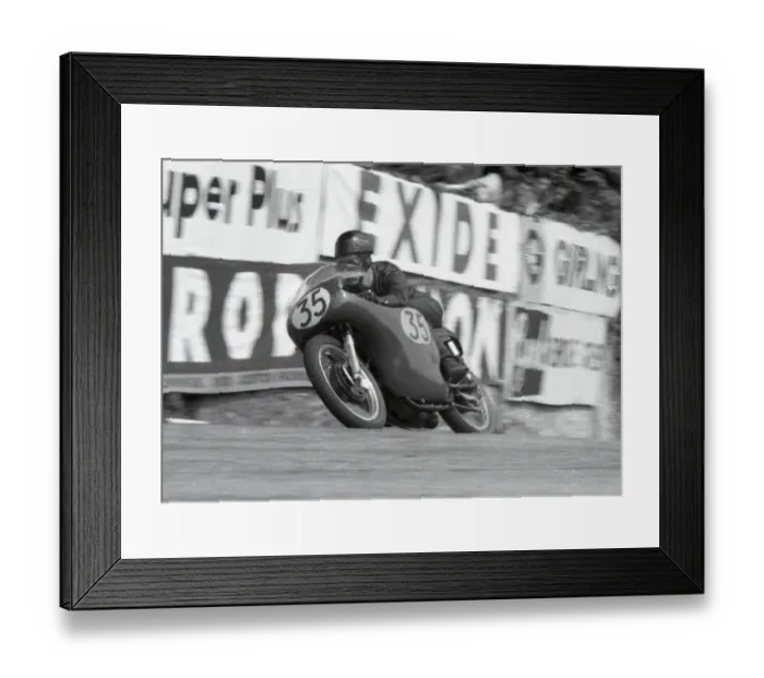 Framed Print : Jack Bullock (Matchless) 1960 Senior TT Framed Print : Jack Bullock (Matchless) 1960 Senior TT