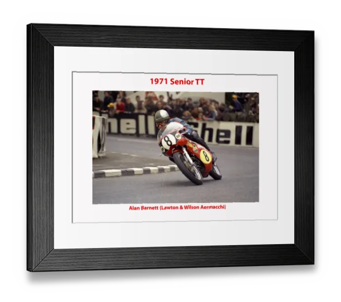 Framed Print : 1971 Senior TT Framed Print : 1971 Senior TT