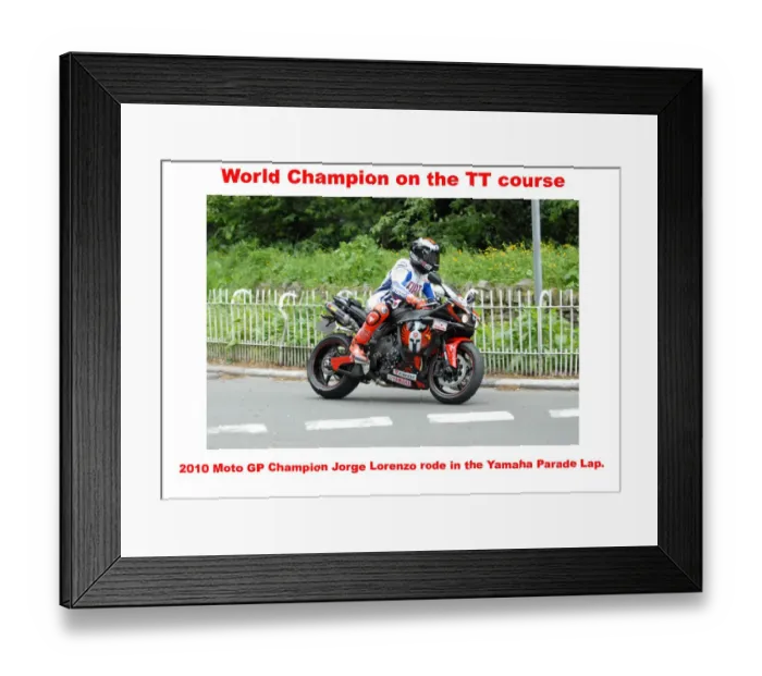 Framed Print : World Champion on the TT course Framed Print : World Champion on the TT course
