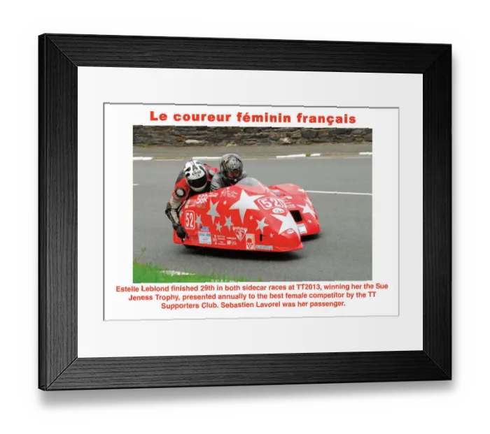 Framed Print : Le courier feminin francais Framed Print : Le courier feminin francais