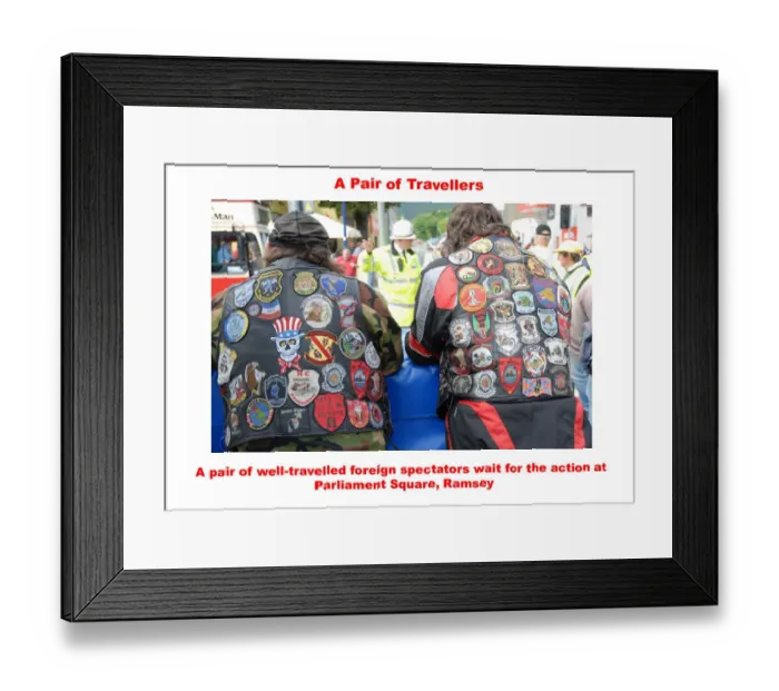 Framed Print : A Pair of Travellers Framed Print : A Pair of Travellers