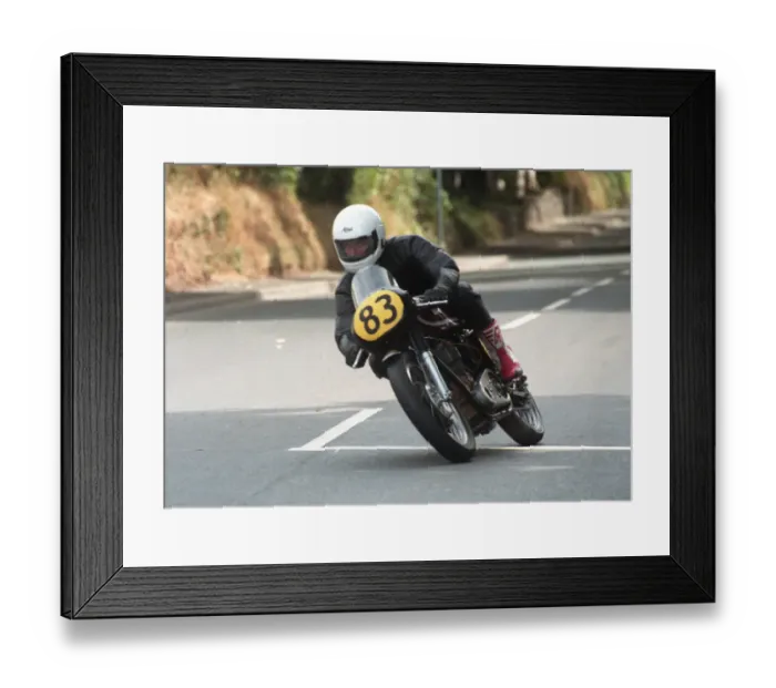 Framed Print : Peter Lockwood (Norton) 1995 Senior Classic Manx Grand Prix Framed Print : Peter Lockwood (Norton) 1995 Senior Classic Manx Grand Prix