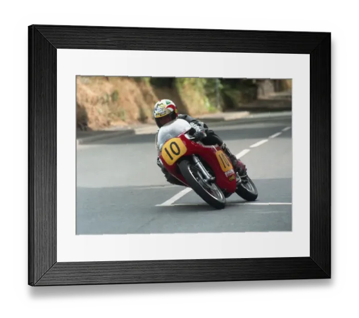 Framed Print : Robert Holden (Petty Norton) 1995 Senior Classic Manx Grand Prix Framed Print : Robert Holden (Petty Norton) 1995 Senior Classic Manx Grand Prix