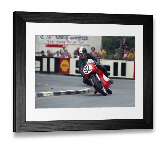 Framed Print : Michael Turner (Norton) 1968 Junior Manx Grand Prix Framed Print : Michael Turner (Norton) 1968 Junior Manx Grand Prix