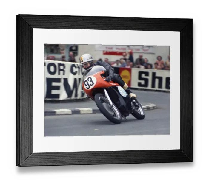 Framed Print : Tom Goodfellow (Norton) 1968 Junior Manx Grand Prix