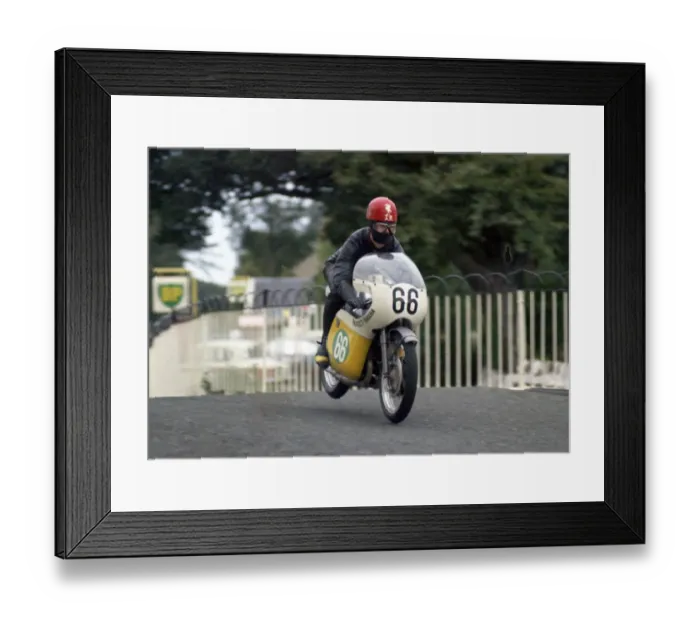 Framed Print : Ian Richards (Yamaha) 1968 Lightweight Manx Grand Prix Framed Print : Ian Richards (Yamaha) 1968 Lightweight Manx Grand Prix