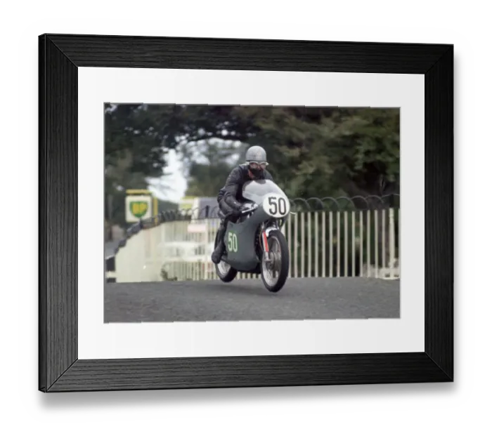 Framed Print : Peter Courtney (DMW) 1968 Lightweight Manx Grand Prix Framed Print : Peter Courtney (DMW) 1968 Lightweight Manx Grand Prix