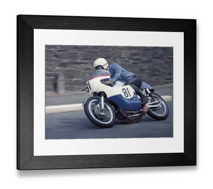 Framed Print : Walter Dawson (Seeley) 1974 Formula 750 TT Framed Print : Walter Dawson (Seeley) 1974 Formula 750 TT