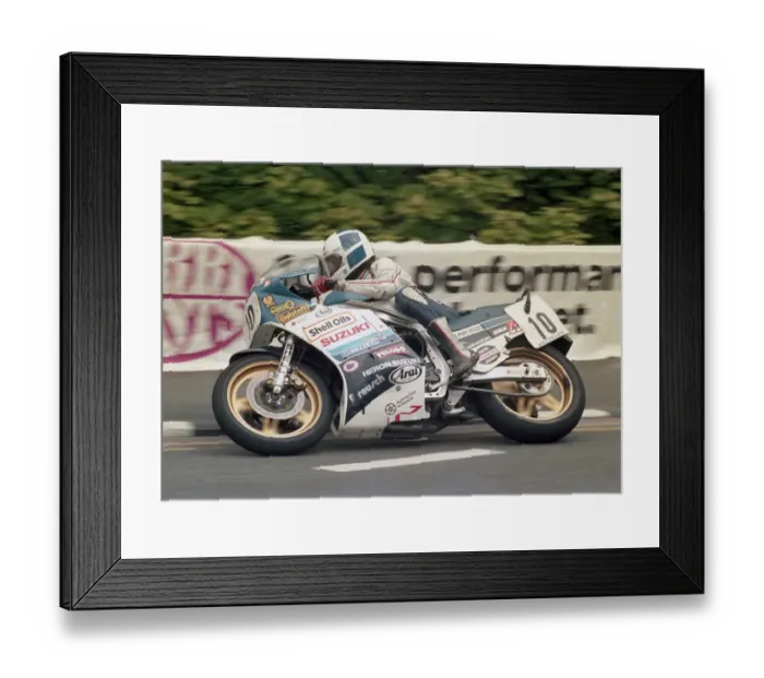 Framed Print : Phil Mellor (Suzuki) 1986 Formula One TT Framed Print : Phil Mellor (Suzuki) 1986 Formula One TT