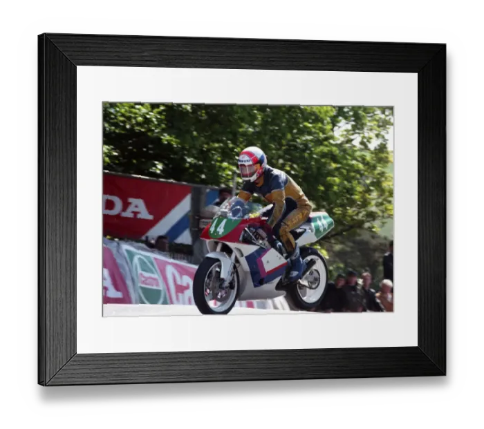 Framed Print : Tony Shortland (Yamaha) 1994 Junior TT Framed Print : Tony Shortland (Yamaha) 1994 Junior TT