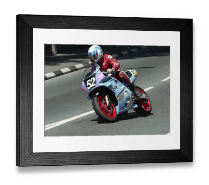 Framed Print : Ray Knight (Honda) 1994 Supersport 600 TT Framed Print : Ray Knight (Honda) 1994 Supersport 600 TT