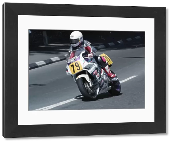 Hugh Reynolds (Yamaha) 1994 Supersport 600 TT