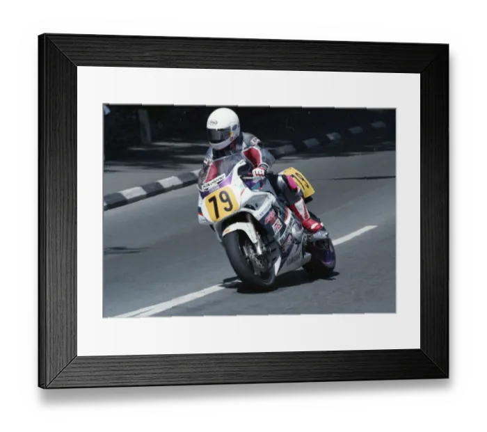 Framed Print : Hugh Reynolds (Yamaha) 1994 Supersport 600 TT Framed Print : Hugh Reynolds (Yamaha) 1994 Supersport 600 TT