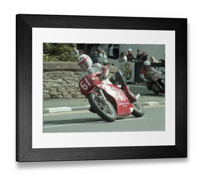 Framed Print : Sean McStay (Yamaha) 1984 Newcomers Manx Grand Prix Framed Print : Sean McStay (Yamaha) 1984 Newcomers Manx Grand Prix