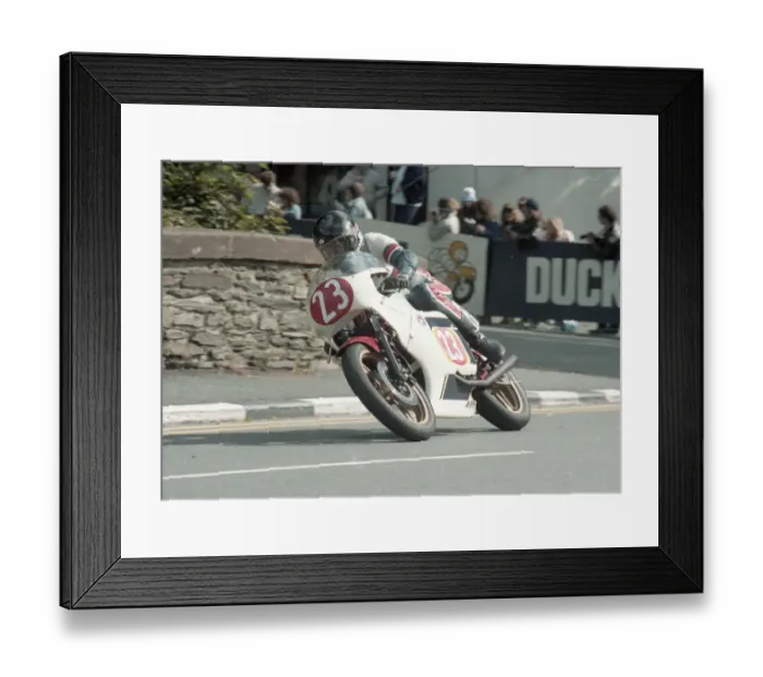 Framed Print : Ian Longstaff (Honda) 1984 Newcomers Manx Grand Prix Framed Print : Ian Longstaff (Honda) 1984 Newcomers Manx Grand Prix