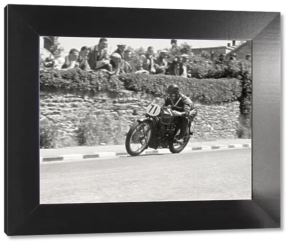 Bob Walker (Velocette) 1951 Senior TT