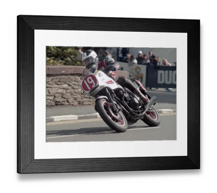 Framed Print : Mike Allen (Kawasaki) 1984 Newcomers Manx Grand Prix Framed Print : Mike Allen (Kawasaki) 1984 Newcomers Manx Grand Prix