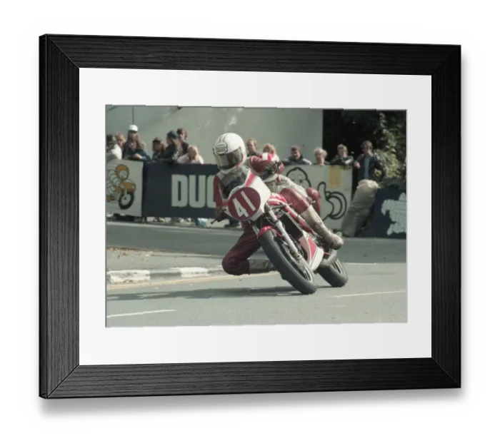 Framed Print : Stuart Matthews (Yamaha) 1984 Newcomers Manx Grand Prix Framed Print : Stuart Matthews (Yamaha) 1984 Newcomers Manx Grand Prix