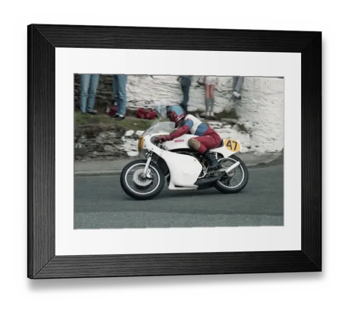 Framed Print : John Loder (Fahron) 1984 Senior Manx Grand Prix Framed Print : John Loder (Fahron) 1984 Senior Manx Grand Prix