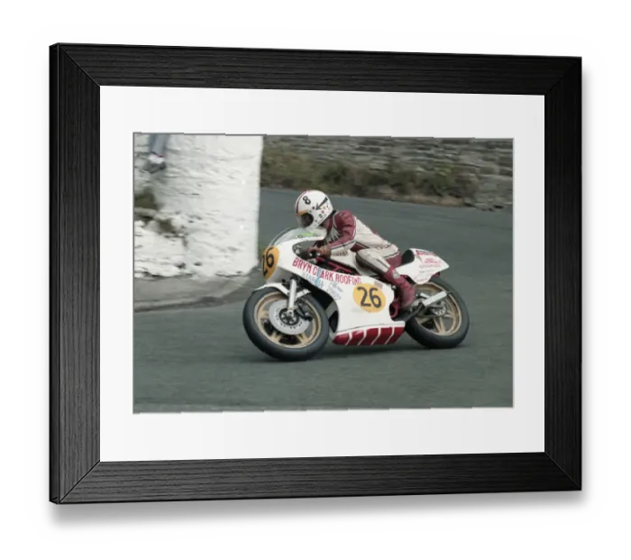 Framed Print : Chris Hadwin (Yamaha) 1984 Senior Manx Grand Prix Framed Print : Chris Hadwin (Yamaha) 1984 Senior Manx Grand Prix