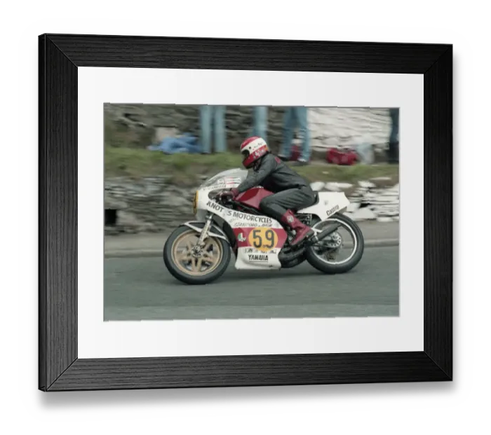 Framed Print : Neil Cudworth (Yamaha) 1984 Senior Manx Grand Prix Framed Print : Neil Cudworth (Yamaha) 1984 Senior Manx Grand Prix