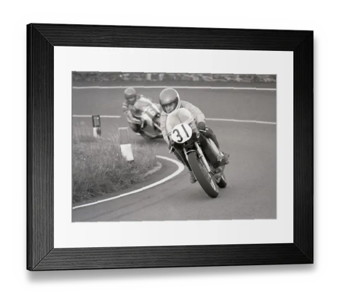 Framed Print : Barry Robson (Ducati) 1985 Classic Manx Grand Prix Framed Print : Barry Robson (Ducati) 1985 Classic Manx Grand Prix