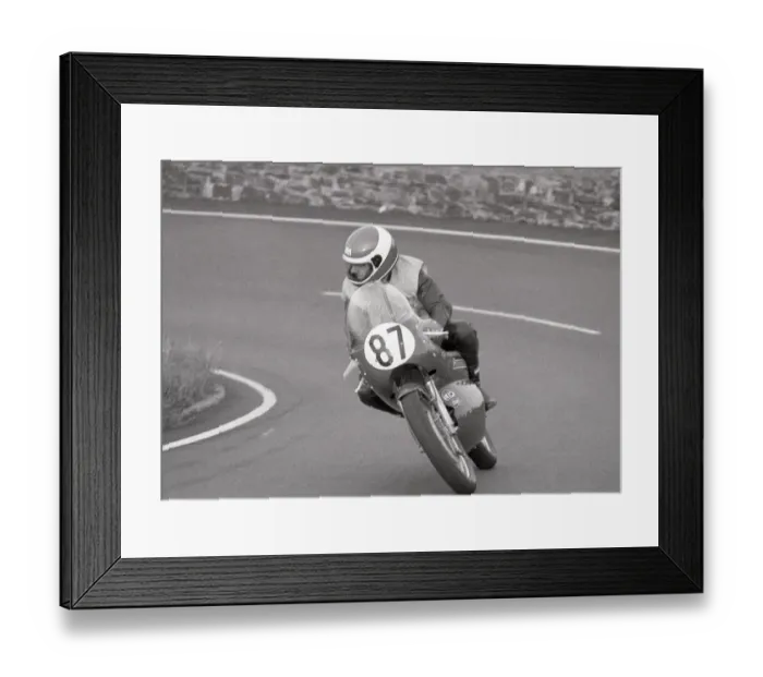 Framed Print : Richard Irwin (Aermacchi) 1985 Classic Manx Grand Prix Framed Print : Richard Irwin (Aermacchi) 1985 Classic Manx Grand Prix