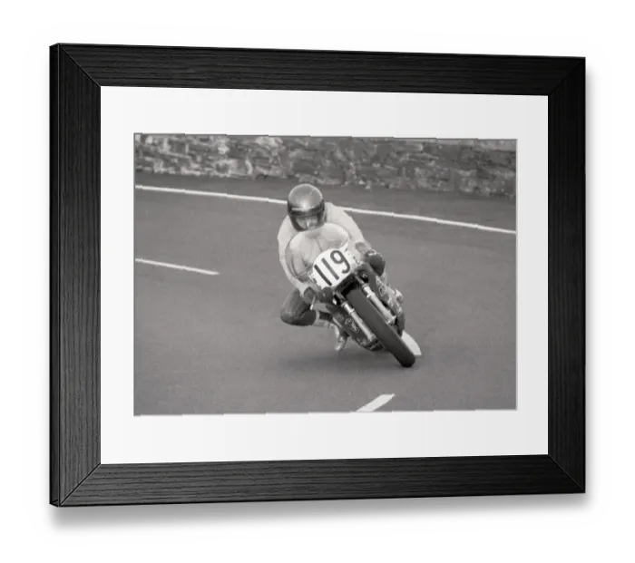 Framed Print : Jim Porter (Ducati) 1985 Classic Manx Grand Prix Framed Print : Jim Porter (Ducati) 1985 Classic Manx Grand Prix
