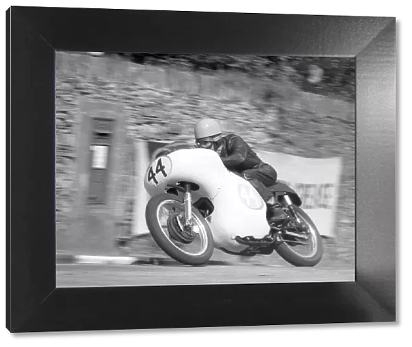 Ken Lindsay (AJS) 1962 Junior Manx Grand Prix