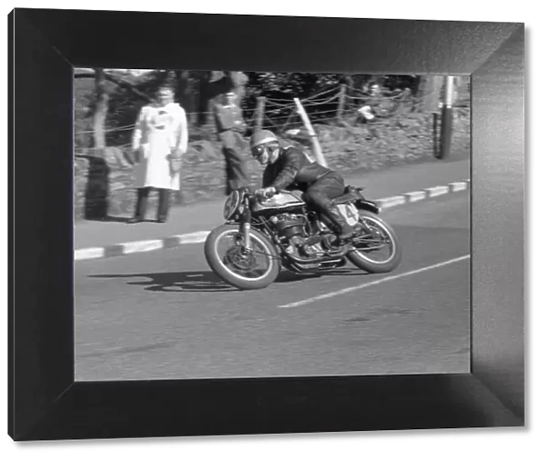 Bill Fulton (Norton) 1958 Junior Manx Grand Prix