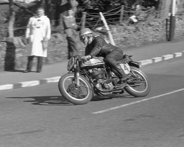 Bill Fulton (Norton) 1958 Junior Manx Grand Prix