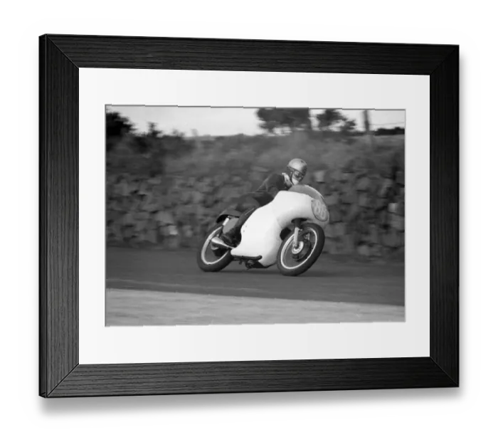 Framed Print : Vin Duckett (AJS) 1962 Junior Manx Grand Prix practice Framed Print : Vin Duckett (AJS) 1962 Junior Manx Grand Prix practice