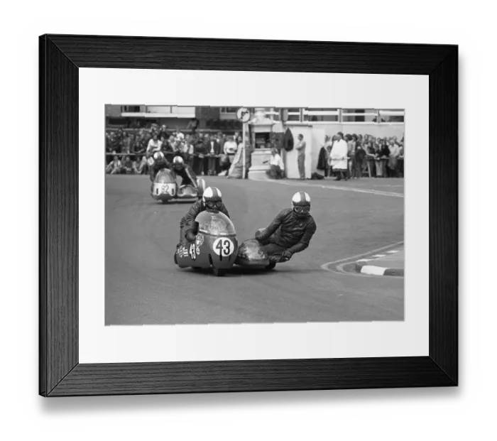 Framed Print : Tony Greening & Roger Parker (Gallis BSA) 1974 Sidecar 500 TT Framed Print : Tony Greening & Roger Parker (Gallis BSA) 1974 Sidecar 500 TT
