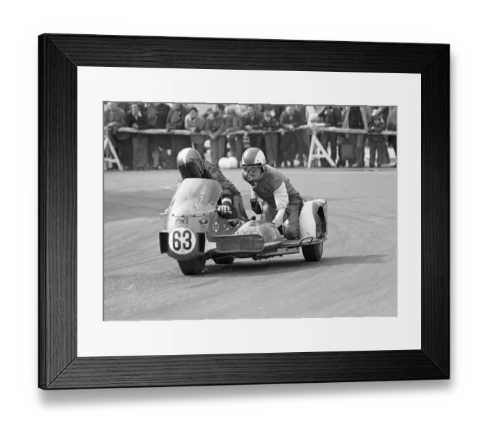 Framed Print : Ian McDonald & Hugh Sanderson (Weslake) 1975 Sidecar 1000 TT Framed Print : Ian McDonald & Hugh Sanderson (Weslake) 1975 Sidecar 1000 TT