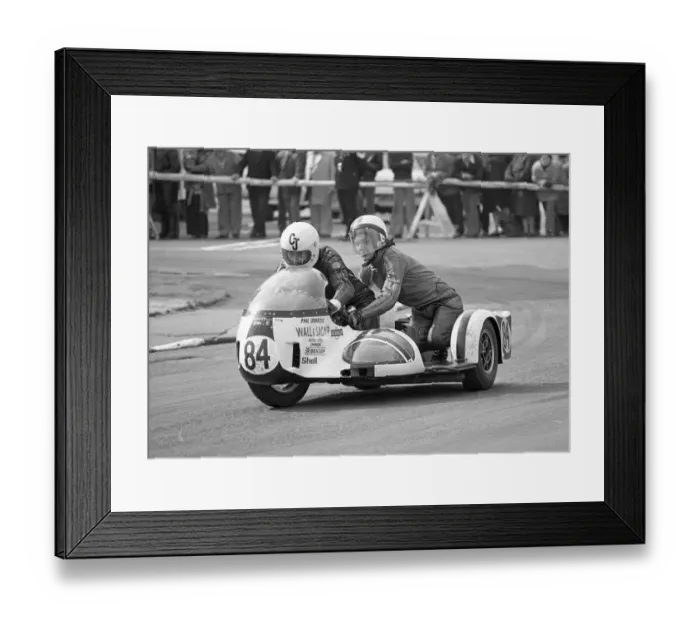 Framed Print : Colin Jacobs & Phil Spendlove (BSA) 1975 Sidecar 1000 TT Framed Print : Colin Jacobs & Phil Spendlove (BSA) 1975 Sidecar 1000 TT