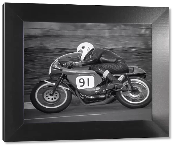 Anthony Ainslie (Ducati) 1986 Classic junior Manx Grand Prix
