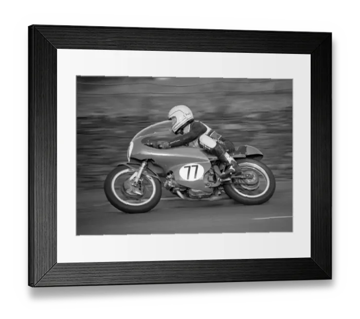Framed Print : Mark Linton (Aermacchi) 1986 Classic Junior Manx Grand Prix Framed Print : Mark Linton (Aermacchi) 1986 Classic Junior Manx Grand Prix