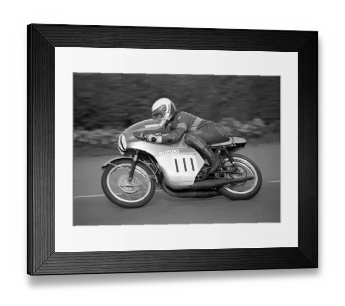 Framed Print : Colin Hardman (Suzuki) 1986 Classic Junior Manx Grand Prix Framed Print : Colin Hardman (Suzuki) 1986 Classic Junior Manx Grand Prix