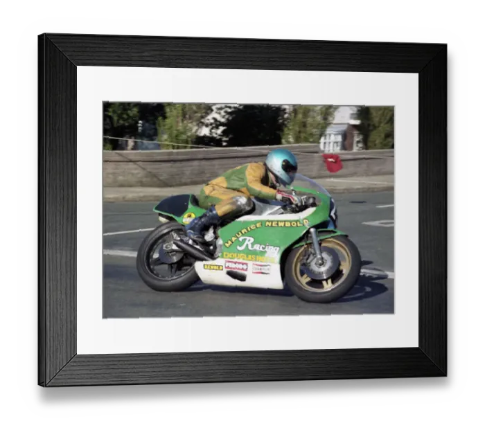 Framed Print : John Brindley (Newbold Yamaha) 1985 Formula Two TT Framed Print : John Brindley (Newbold Yamaha) 1985 Formula Two TT