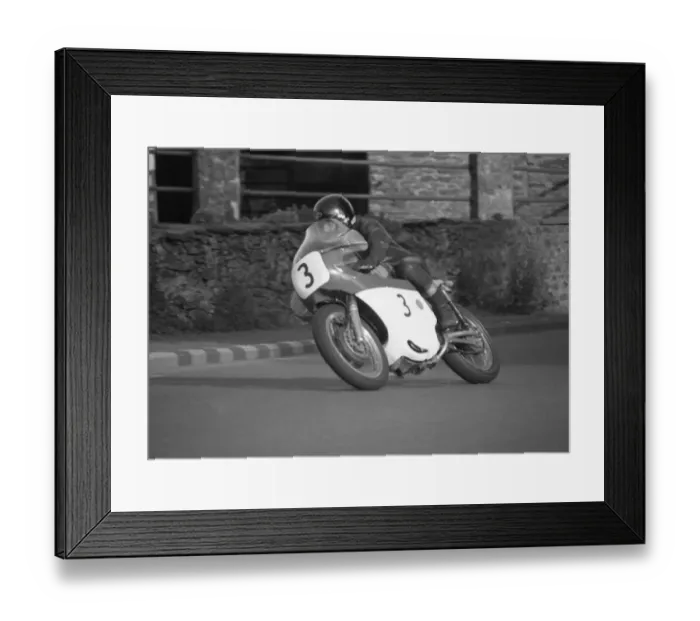 Framed Print : Brian Richards (Seeley) 1986 Classic Senior Manx Grand Prix Framed Print : Brian Richards (Seeley) 1986 Classic Senior Manx Grand Prix