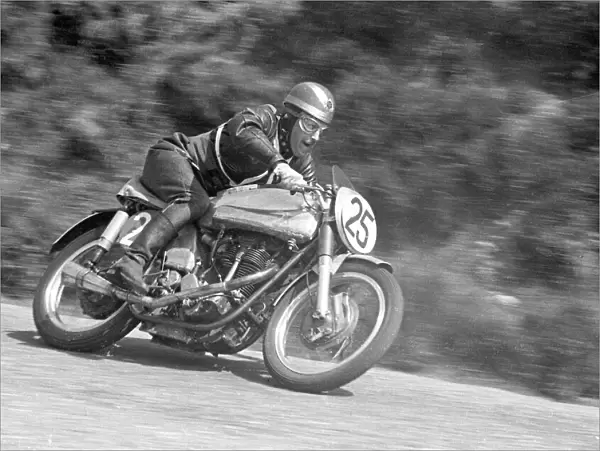 Frank Norris (FAN Norton) 1953 Senior TT