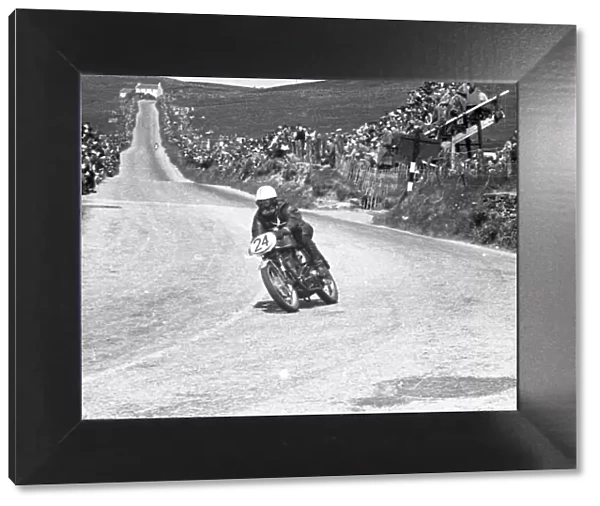 Ernie Barrett (Phoenix JAP) 1953 Senior TT