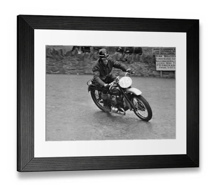 Framed Print : W F Wood (Douglas) 1949 Junior Clubman TT Framed Print : W F Wood (Douglas) 1949 Junior Clubman TT