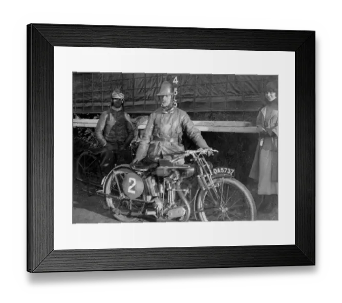 Framed Print : Howard Davies (AJS) 1921 Junior TT Framed Print : Howard Davies (AJS) 1921 Junior TT